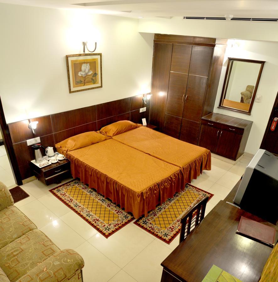 Elm Tree Amritsar Hotel Exterior photo